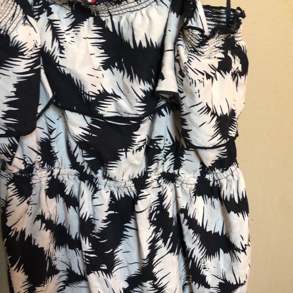Elle Ruffles Strappy Blouse - Picture 2 of 3